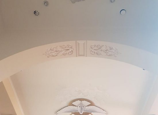 łuk wokół ołtarza