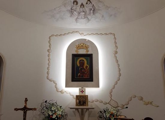 podświetlenie Ołtarza w parafii Lisów