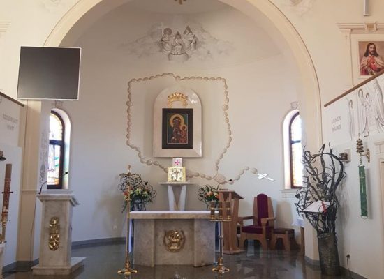 pulpit pod Ewangeliarz