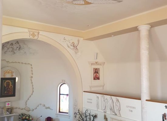 pulpit pod Ewangeliarz